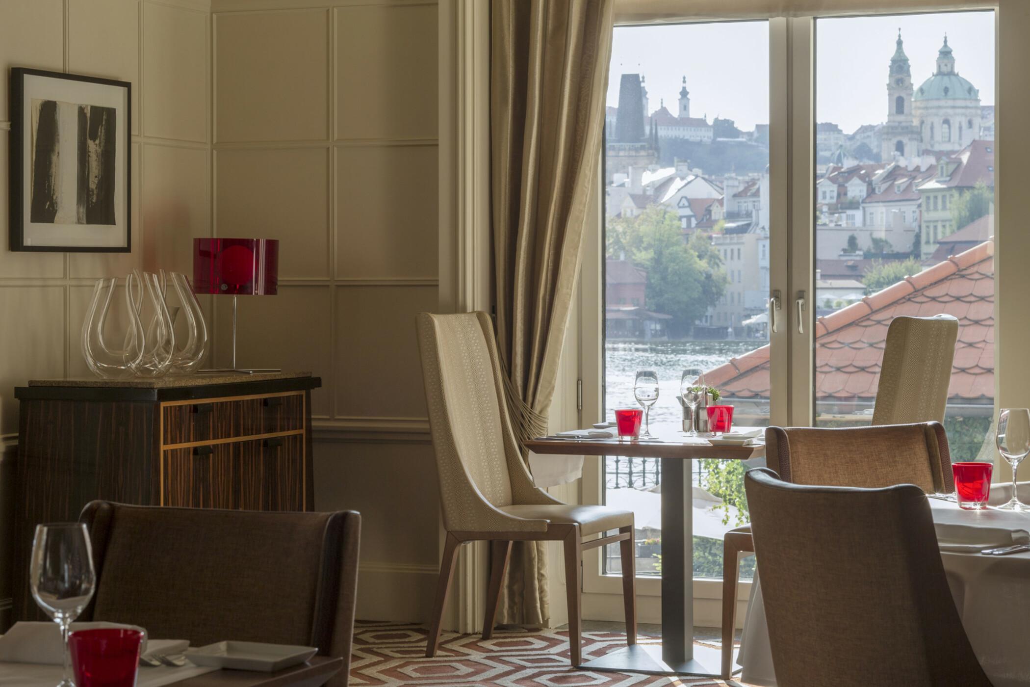 Four Seasons Praag
